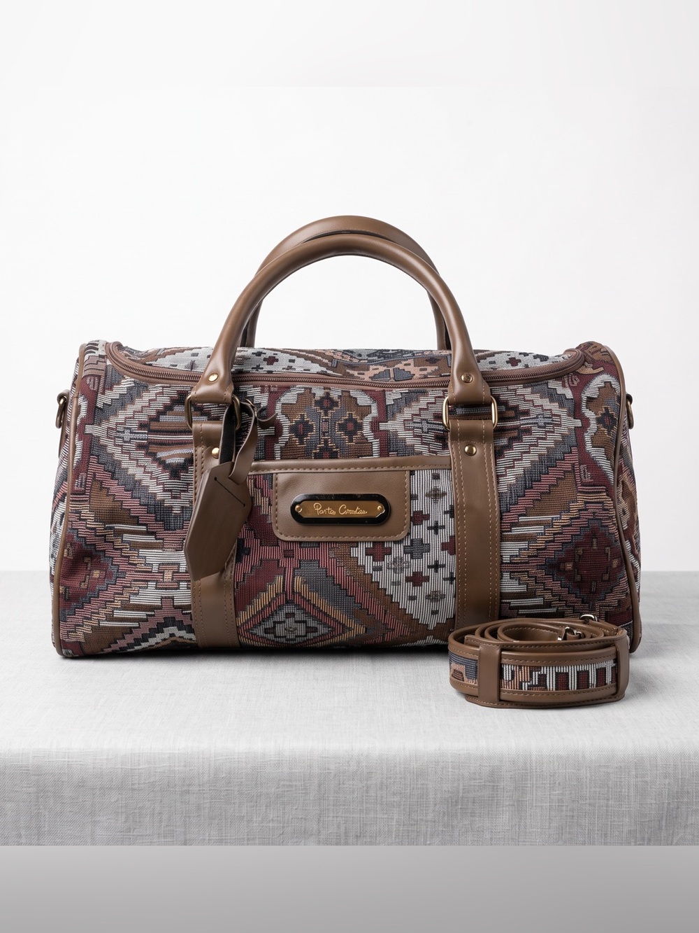 VINTAGE PIERRE CARDIN DUFFLE WEEKENDER BAG